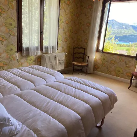 度假居 Grande Maison Avec Vue Et Piscine Privee *